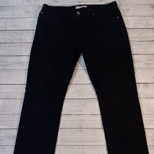 Black Straight-Leg‎ Jeans